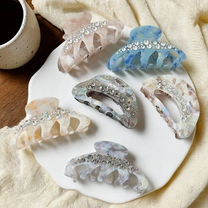 Korean Style Marbled Acetate Hair Claw Clip With Sparkling Rhinestones Large Fan Shaped Hair Grip For Women Hair Styling