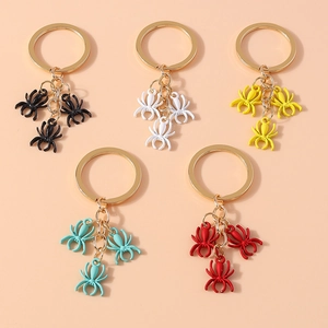 Fashion 3D Spider Metal Keychain Creative Alloy Insect Bag Pendant Gift Personalized Triple Spider Key Ring For Unisex