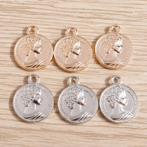 Macro de breloques de monnaie romaine antique en or et argent pour création de bijoux DIY