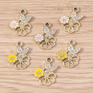 Pendentifs en Alliage Strass Papillon Fleur Émail Plaqué Or Accessoire de Bijoux DIY pour Boucles d'Oreilles Bracelets Collier
