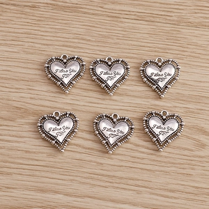 Lot de six pendentifs en forme de cœur en argent antique avec gravure I Love You