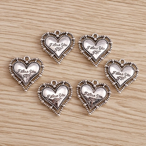 Lot de six pendentifs en forme de cœur en argent antique avec gravure I Love You pour DIY