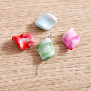 Creative marble texture twisted candy beads for DIY jewelry and phone chain crafting