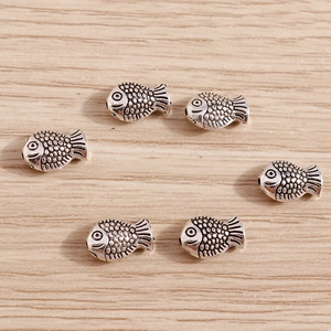 Detailed retro silver fish charms with scale texture for DIY jewelry making