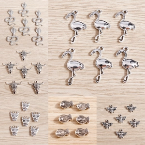 Vintage Alloy Animal Charms Snake Flamingo Bull Skull Fish Bee Pendants For DIY Jewelry Making Necklaces Accessories