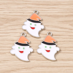 Pendentifs fantômes d'Halloween avec chapeaux de sorcière pour la création de bijoux