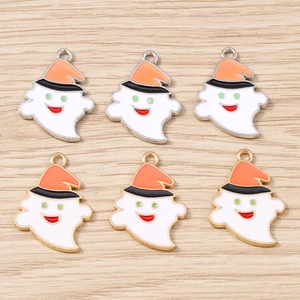 Détails de breloques fantômes d'Halloween avec chapeaux de sorcière orange et émail coloré