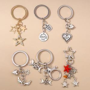 Porte-clés Vintage en Alliage Métallique Avec Pendentif Étoile Cœur Étoile de Mer Gravé Love You Charm Bijou de Sac Cadeau
