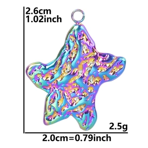 Iridescent star pendant dimensions 2.6x2.0cm with PVD coating and liquid metal texture