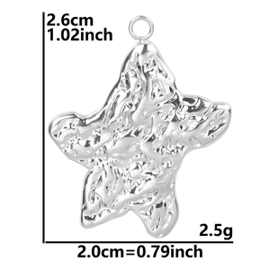 Detailed view of 2.5g silver star pendant with textured surface and size specifications