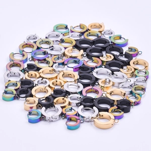 Pendientes de aro de acero inoxidable pulido en plata, oro, negro y colores arcoíris