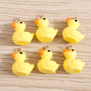Cartoon Yellow Duck Resin Pendants For DIY Jewelry Making Cute Little Duck Charms Accessories For Necklace Earrings