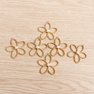 Golden flower petal pendant with white pearl for DIY jewelry making in 5-piece set