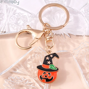 Halloween pumpkin keychain with witch hat, gold zinc alloy bag pendant accessory