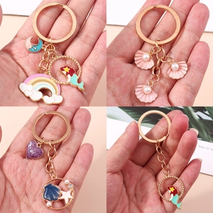 Portachiavi in Metallo Smaltato a Forma di Sirena Conchiglia e Stella Marina Con Perla Artificial e Arcobaleno Pendente Borsa Gioielli di Moda per Donne Ragazze