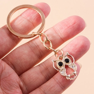 Fashion Rhinestone Owl Keychain Zinc Alloy Hollow Animal Pendant For Backpack Handbag Accessories Trendy Key Ring Gift