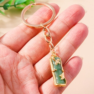 Vintage Chinese Style Imitation Jade Bamboo Keychain Gold Alloy Joint Pendant Elegant Backpack Charm For Women Men Fashion Accessory Gift