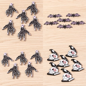 Gothic Halloween Resin Charms Pendants Bat Skull Skeleton Crow Hand Skeleton Book DIY Jewelry Making Party Decor Accessories