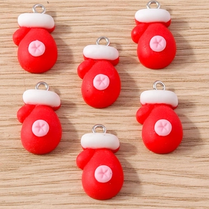 10 Pièces Pendentifs Gants de Noël en Résine Rouge Charmes de Moufles d'Hiver Avec Anneau en Métal pour la Fabrication de Bijoux DIY