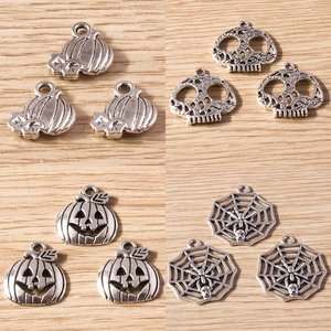 Halloween Alloy Pendants DIY Jewelry Accessories Retro Antique Silver Pumpkin Skull Spider Web Necklace Charms For Party Crafting