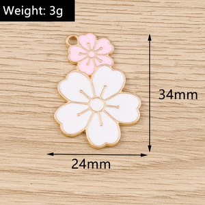 Detailed view of pink and white cherry blossom pendant with 34mm size and 3g weight