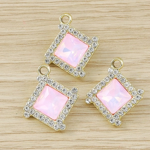 Pendenti quadrati con pietre rosa placcati oro e strass per creazione gioielli DIY
