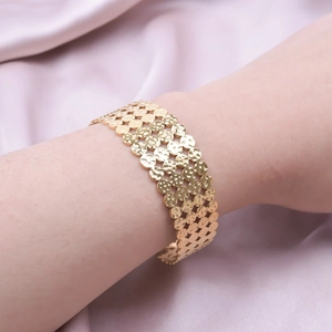 Bracelet jonc ajustable en acier inoxydable plaqué or 18k avec texture martelée