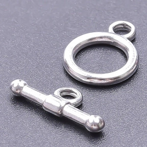 Detailed close-up of a silver polished 304 stainless steel OT toggle clasp for DIY jewelry