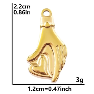 Colgante de mano con corazón de acero inoxidable 304 dorado con detalles de medidas