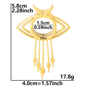 Détail du pendentif œil en acier inoxydable 304 doré avec croissant et pompons effilés