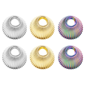 304 Stainless Steel Retro Shell Radial Texture Round Pendant For DIY Necklace Jewelry Making Fan Shape Textured Disc Charm Accessory