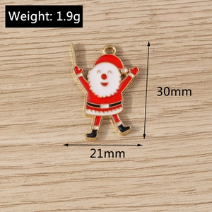 Detailed view of Santa Claus alloy enamel pendant with 30mm x 21mm size and 1.9g weight