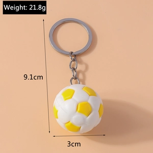 Detail showing soccer keychain measurements with a 3cm diameter ball and 9.1cm total length
