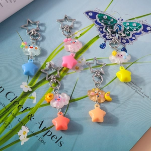 Porte-Clés en Résine Nuage Étoile Dessin Animé Pendentif de Sac avec Fermoir Étoile pour Femmes Filles Accessoires de Sac
