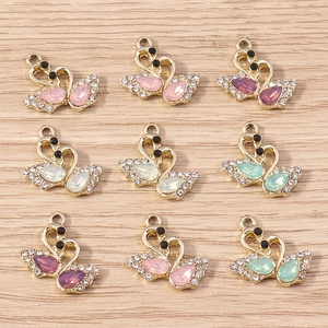 Breloques Cygne Élégantes en Alliage Strass Pendentifs en Cristal pour Fabrication de Colliers Bracelets DIY Bijoux Femmes Accessoires