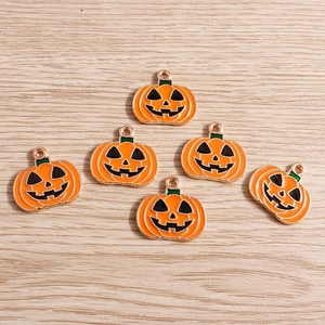Détails de pendentifs citrouille d'Halloween en émail orange et métal doré DIY