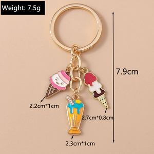 Détail des pendentifs de crème glacée cartoon sur porte-clés doré avec dimensions