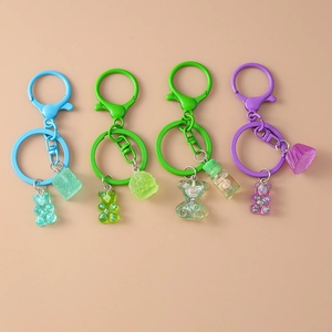 Cartoon Resin Bear Keychain With Glitter Transparent Cube Pendant Fashion Animal Backpack Charm Key Ring For Women Kids Gift