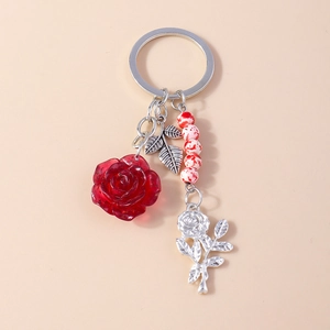 Romantic Red Rose Keychain With Silver Metal Leaves Resin Floral Pendant Women Bag Accessory Aesthetic Luxury Jewelry Gift
