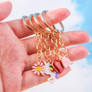 Cartoon Enamel Metal Keychain Gold Alloy Pink Daisy Heart Unicorn Wings Bag Pendant Charm Decorative Gift For Women Girls