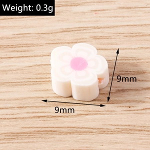 Vue détaillée d'une breloque fleur en résine blanche 9mm pour bijoux DIY avec mesure