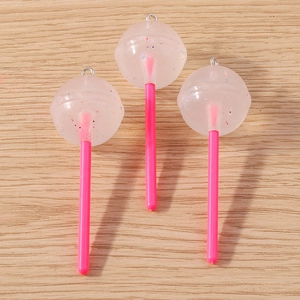 Ciondoli colorati a forma di lecca-lecca con glitter e bastoncini rosa per gioielli fai da te
