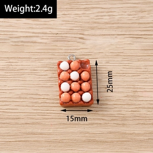 Miniatur Harz-Eiertablett-Anhänger mit Abmessungen 25x15mm und einem Gewicht von 2,4g