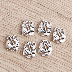 Set van 6 vintage zilveren zeilboot bedeltjes met golfpatroon voor DIY sieraden maken