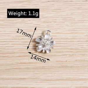 Silver daisy flower alloy pendant 17mm x 14mm for DIY jewelry making 20pcs pack