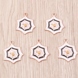 Pendentifs en alliage toile d'araignée et abeille avec émail jaune pour bijoux DIY