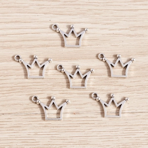 50Pcs Pack Alloy Crown Pendants Hollow Crown Charms Silver Plated DIY Jewelry Making Accessories For Necklace Bracelet Pendant