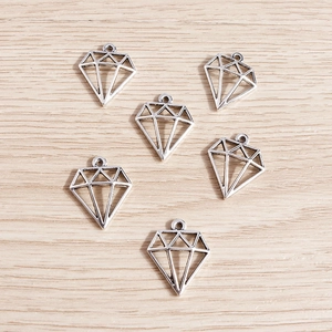 Lot de 50 breloques géométriques évidées en argent vintage pour création de bijoux DIY
