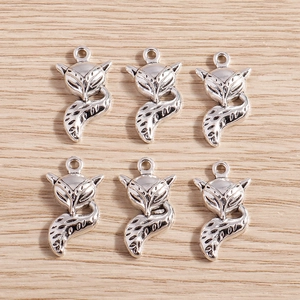 Vintage Alloy Nine-Tailed Fox Charms Antique Silver Tone Animal Pendant For DIY Jewelry Making Necklace Bracelet Accessories