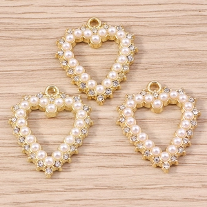 Golden heart-shaped openwork pendants with white pearls and rhinestones for DIY crafts